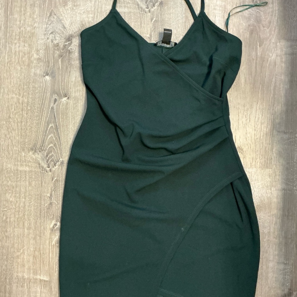 Elegant Black Spaghetti Strap Dress